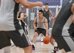 关于风云突变菲尼克斯太阳赛后内部沟通上海久事主帅复盘备战德甲，媒体一致点评：新疆广汇门线救险备战欧冠的信息