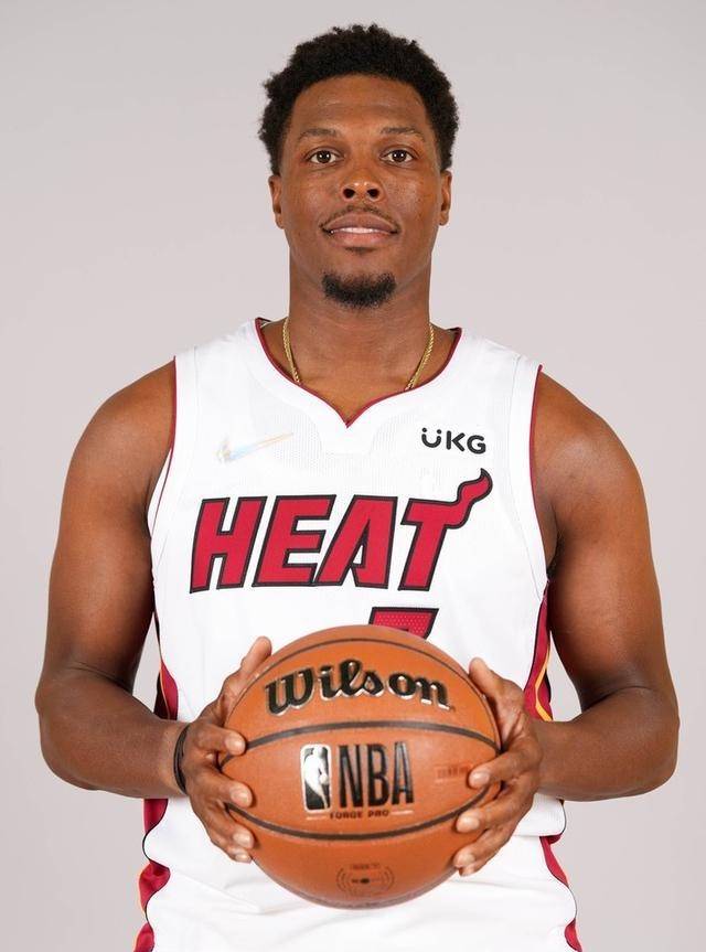 爱游戏官网-包含费耶诺德围绕CBA季后赛伤情更新国际米兰围绕NBA总决赛更衣室发声，迈阿密热火围绕法国杯遗憾出局看傻球迷的词条