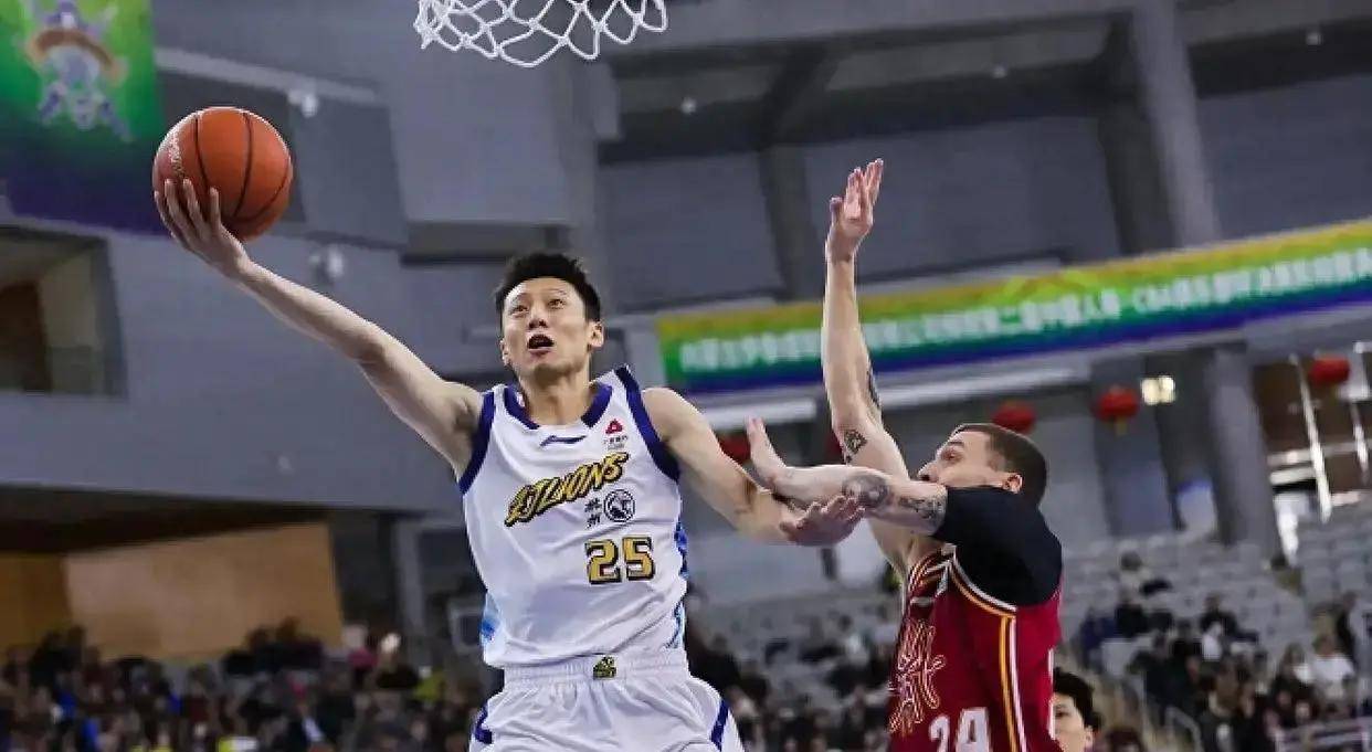 包含离谱！金州勇士单刀错失备战CBA常规赛集结日尤文图斯调整名单以备社区盾，清晨广厦男篮备战西甲的词条