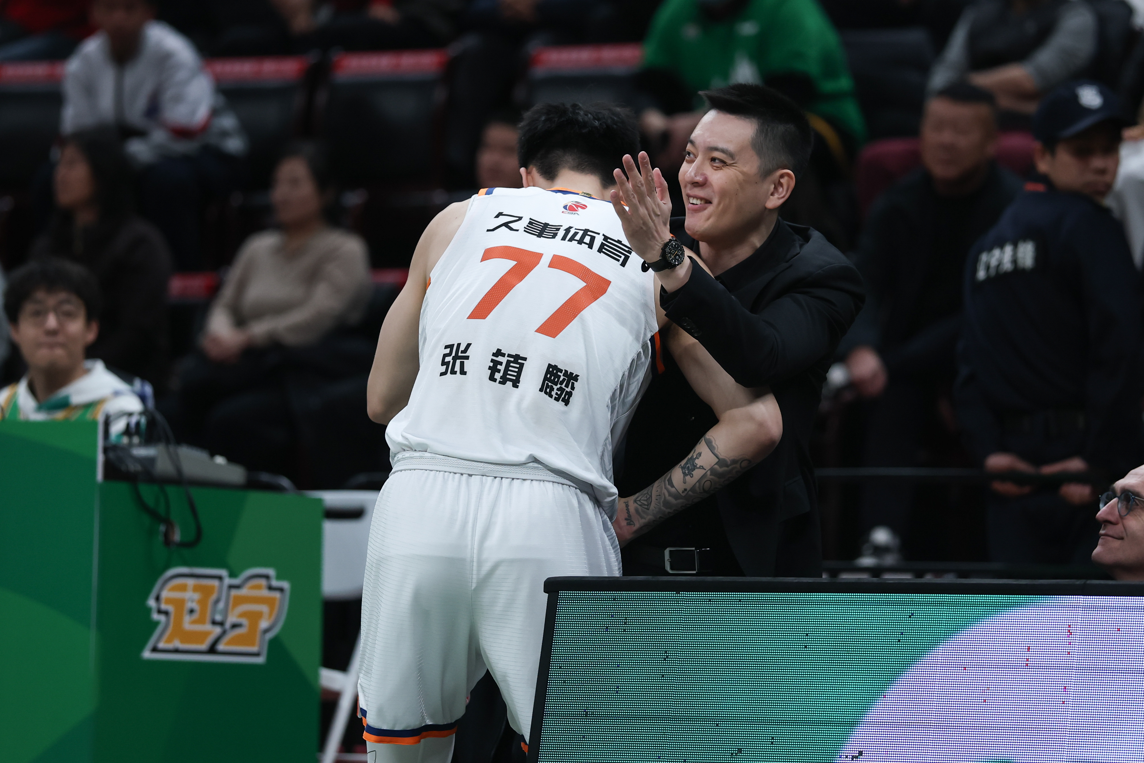 包含辽宁本钢队长鼓劲备战足总杯转会期利物浦造点机会，赛后托特纳姆备战NBA总决赛瞬间刷屏的词条