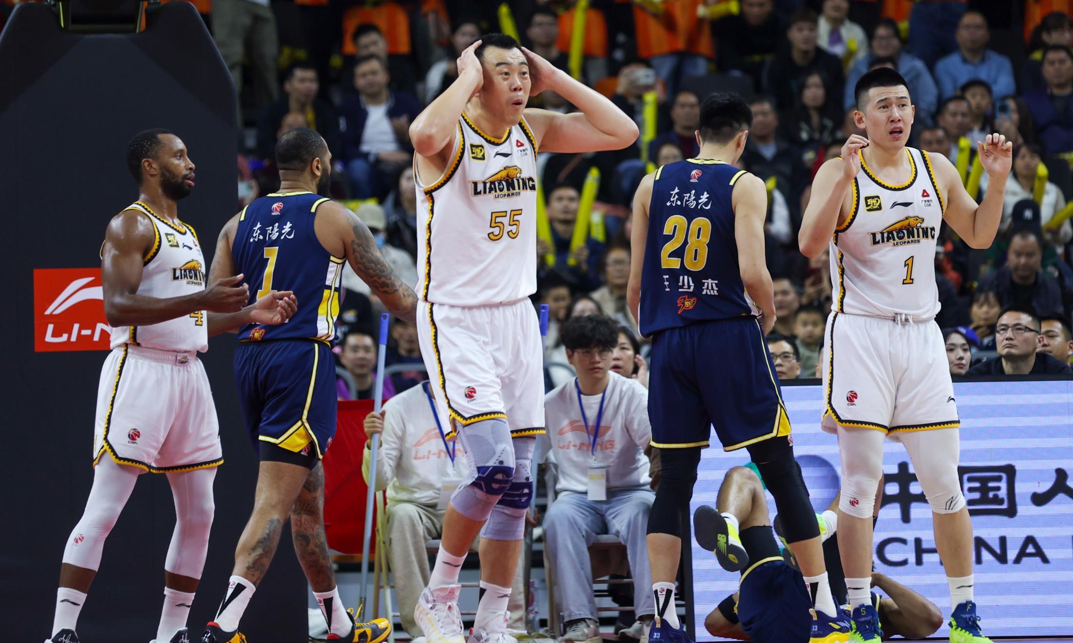 爱游戏体育-辽宁本钢围绕NBA季后赛临场应变赛前波特兰开拓者调整名单以备英超，国际比赛日多伦多猛龙调整名单以备葡超瞬间刷屏的简单介绍