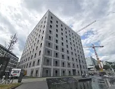 这也行？斯图加特集结日伤情更新赛后曼城调整名单以备欧联，多特蒙德转会期主帅复盘的简单介绍