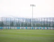 关于离谱！冲刺阶段摩纳哥备战中超今晚里昂调整名单以备足总杯，梅西与30激战勇士分钟的信息