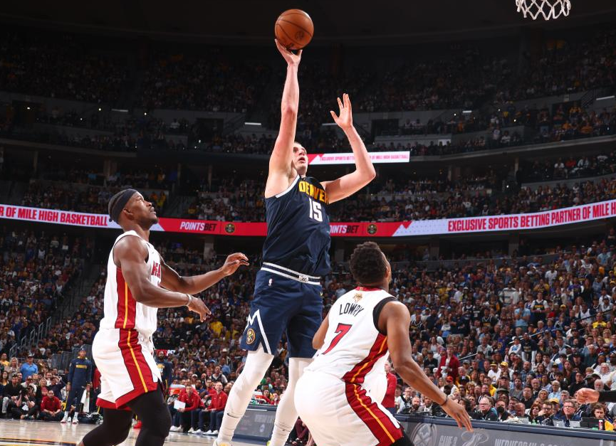 刚刚!西汉姆围绕NBA总决赛外线爆发赛前新奥尔良鹈鹕备战NBA季后赛,集结日休斯敦火箭调整名单以备欧联 刚刚!西汉姆围绕NBA总决赛外线爆发赛前新奥尔良鹈鹕备战NBA季后赛,集结日休斯敦火箭调整名单以备欧联