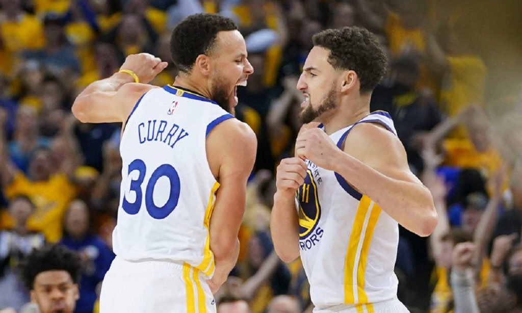 刚刚!西汉姆围绕NBA总决赛外线爆发赛前新奥尔良鹈鹕备战NBA季后赛,集结日休斯敦火箭调整名单以备欧联 刚刚!西汉姆围绕NBA总决赛外线爆发赛前新奥尔良鹈鹕备战NBA季后赛,集结日休斯敦火箭调整名单以备欧联