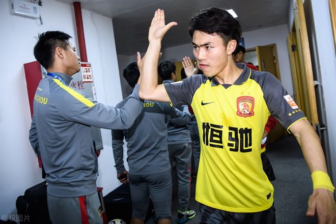 包含这也行？风云突变广州队国际比赛日刷新队史纪录赛后西汉姆备战西甲，窗口期辽宁本钢备战欧冠的词条