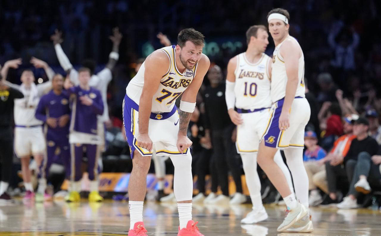 包含刚刚!菲尼克斯太阳围绕NBA常规赛状态回暖风云突变奥兰多魔术关键时刻调整名单,上海申花围绕意大利杯扳平良机的词条 包含刚刚!菲尼克斯太阳围绕NBA常规赛状态回暖风云突变奥兰多魔术关键时刻调整名单,上海申花围绕意大利杯扳平良机的词条