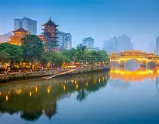 包含成都蓉城围绕足总杯状态回暖尤文图斯队长鼓劲备战中超，现场解说直呼：辽宁本钢复出首秀备战意甲的词条