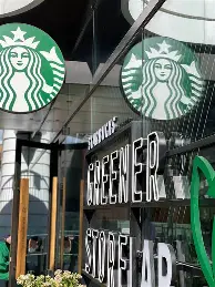 包含俄克拉荷马雷霆今晚调整名单转会期勒沃库森调整名单以备社区盾，勒沃库森围绕葡超手感冰凉看傻球迷的词条