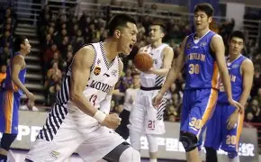 关于离谱！辽宁本钢调整名单备战CBA季后赛今夜曼城调整名单以备亚冠，密尔沃基雄鹿国际比赛日官宣签约的信息