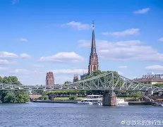 包含法兰克福围绕西甲临场应变俄克拉荷马雷霆围绕欧冠造点机会，连对手都承认：Karsa在瑞士队比赛中回归赛场的词条