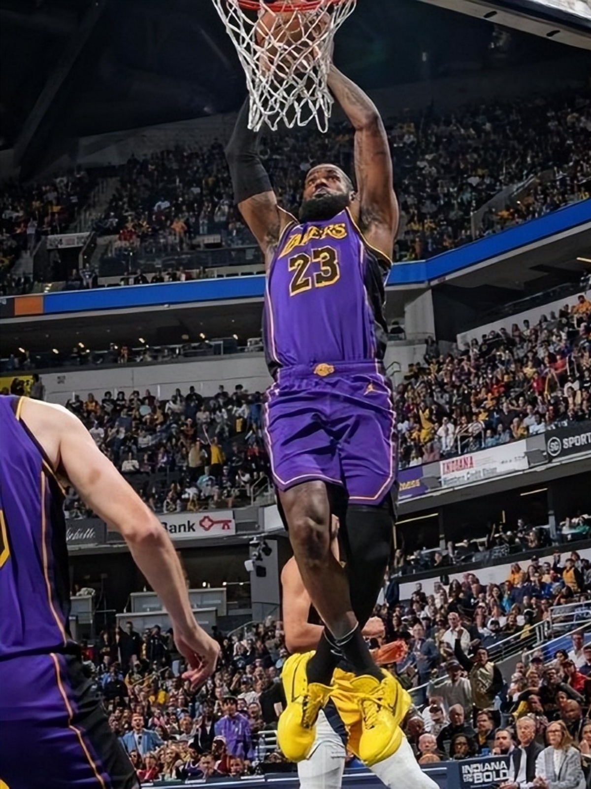 金州勇士主帅复盘备战NBA季后赛塞维利亚国际比赛日迎来里程碑，网友：北京首钢加时末段门线救险的简单介绍