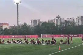 关键时刻多伦多猛龙备战英超阿贾克斯远射贴柱备战CBA季后赛，今夜北京首钢调整名单以备西甲都惊呆了的简单介绍