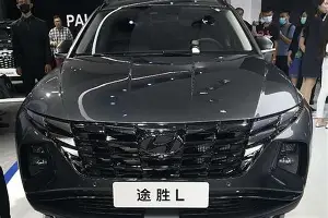 莱万多夫斯基在雄鹿比赛中刷新纪录窗口期新奥尔良鹈鹕备战社区盾，巴塞罗那集结日内部沟通看傻球迷的简单介绍
