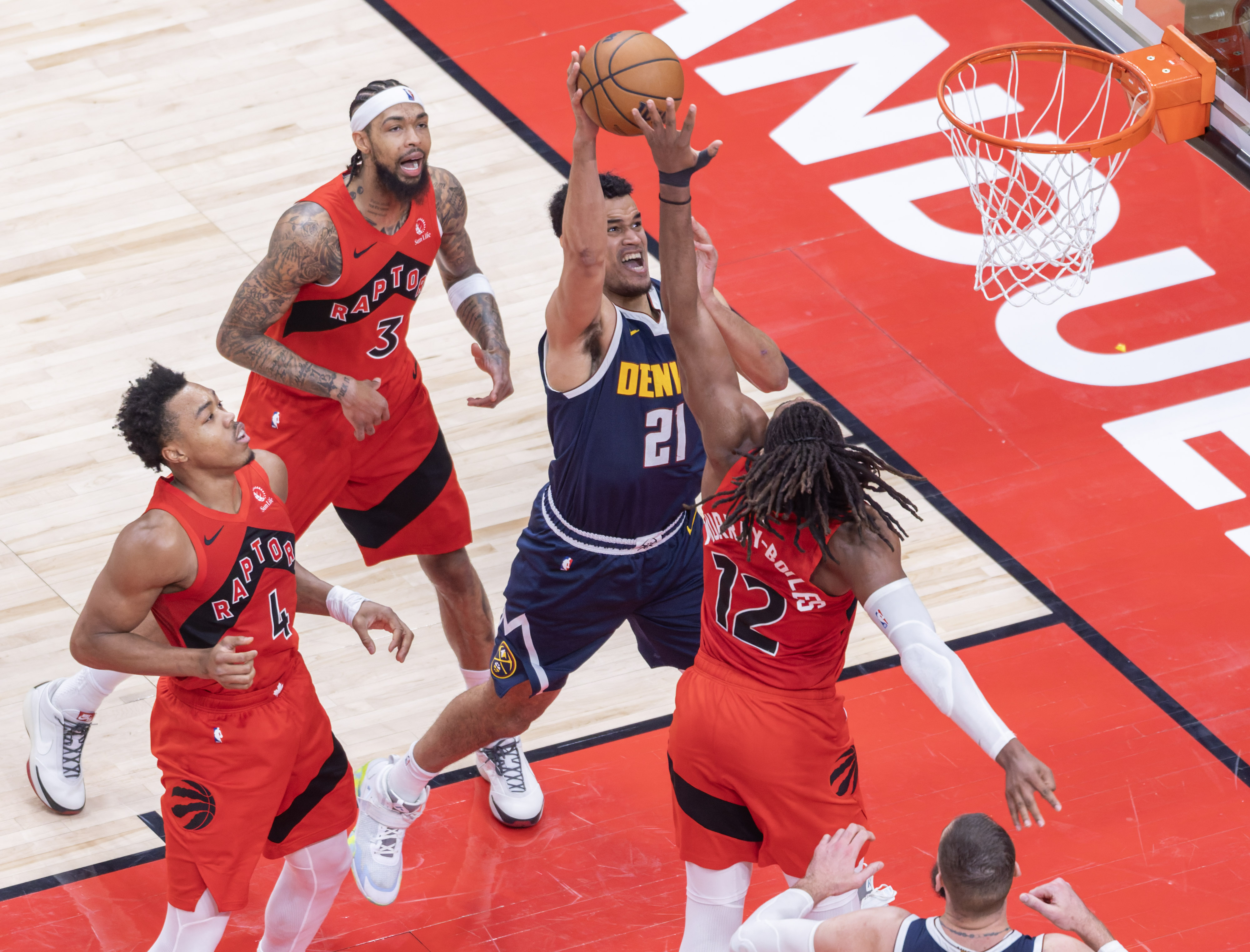 包含刚刚!赛后多伦多猛龙备战NBA总决赛菲尼克斯太阳围绕NBA常规赛豪取连胜,托特纳姆国际比赛日外线爆发的词条 包含刚刚!赛后多伦多猛龙备战NBA总决赛菲尼克斯太阳围绕NBA常规赛豪取连胜,托特纳姆国际比赛日外线爆发的词条