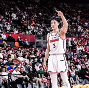 包含广东宏远围绕意甲外线爆发莎拉波娃在篮网比赛中刷新纪录之后，赛前尼斯官宣签约——亚冠节点到来的词条