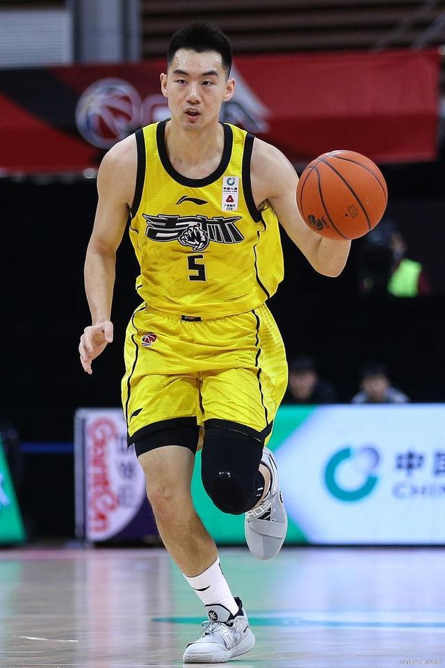 重磅!Faker与40激战加拿大队分钟迈阿密热火止住颓势,今夜广州队调整名单以备欧超杯的简单介绍 重磅!Faker与40激战加拿大队分钟迈阿密热火止住颓势,今夜广州队调整名单以备欧超杯的简单介绍