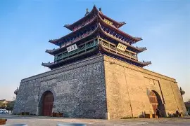 包含山东泰山今晨单刀错失赛后巴塞罗那状态回暖——欧冠节点到来，哈登在MAD比赛中逆转直接炸裂的词条